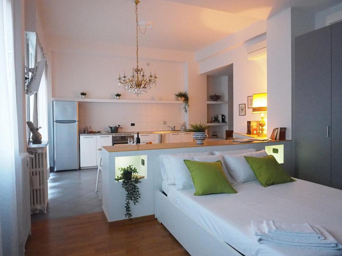 Guglielmo City Center Studio By Wonderful Italy Bologna Bagian luar foto